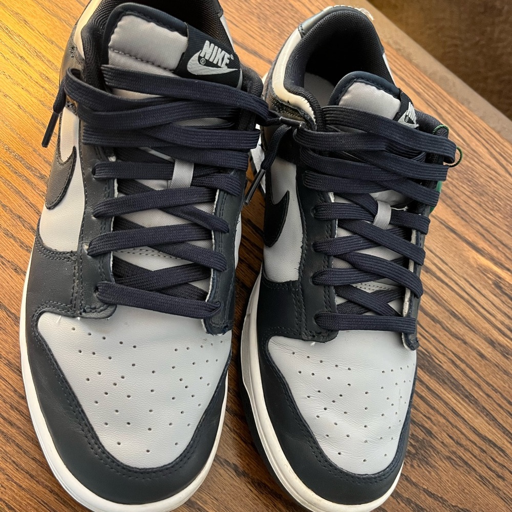 Nike Navy and Gray Sneakers Dunk Low Georgetown Design EUC